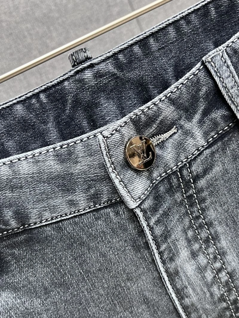 ComfortFit Louis Vuitton Jeans 136979