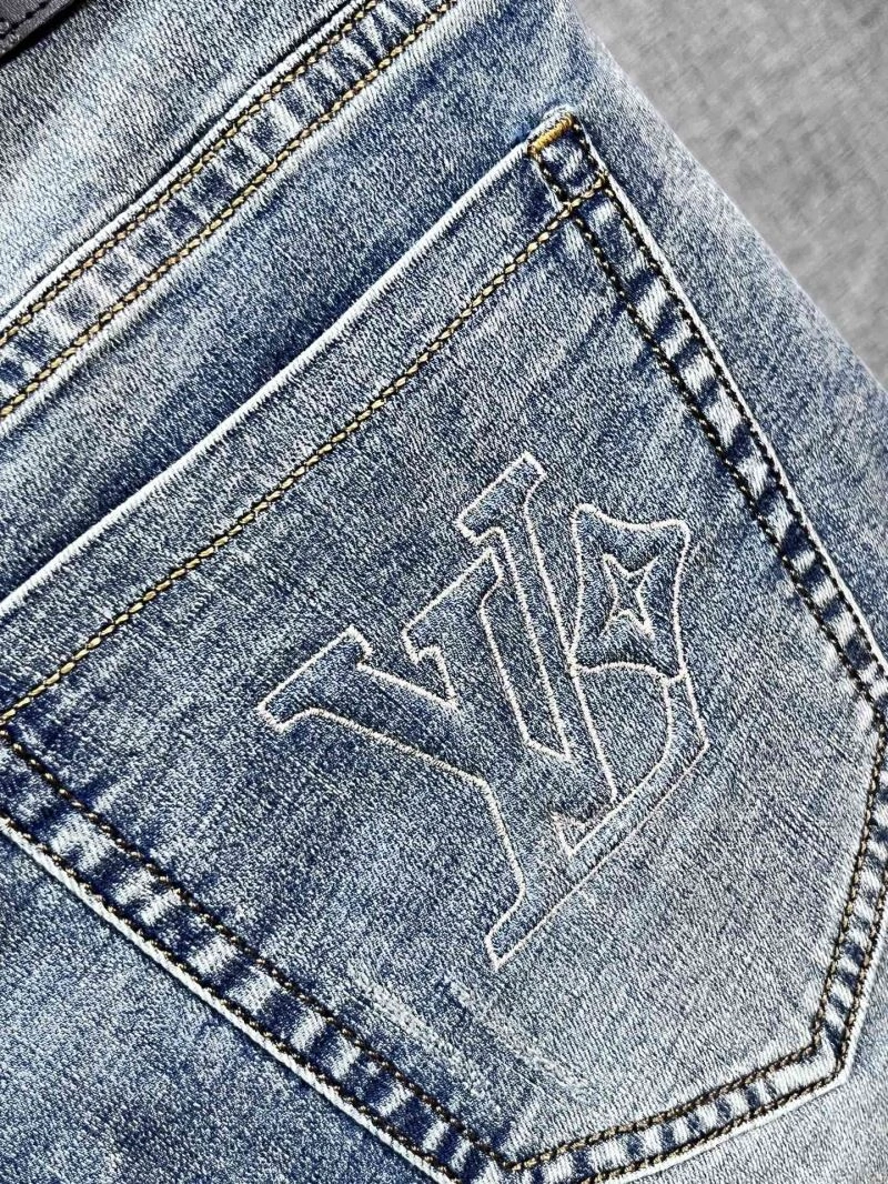 Louis Vuitton Jeans Modern 136977
