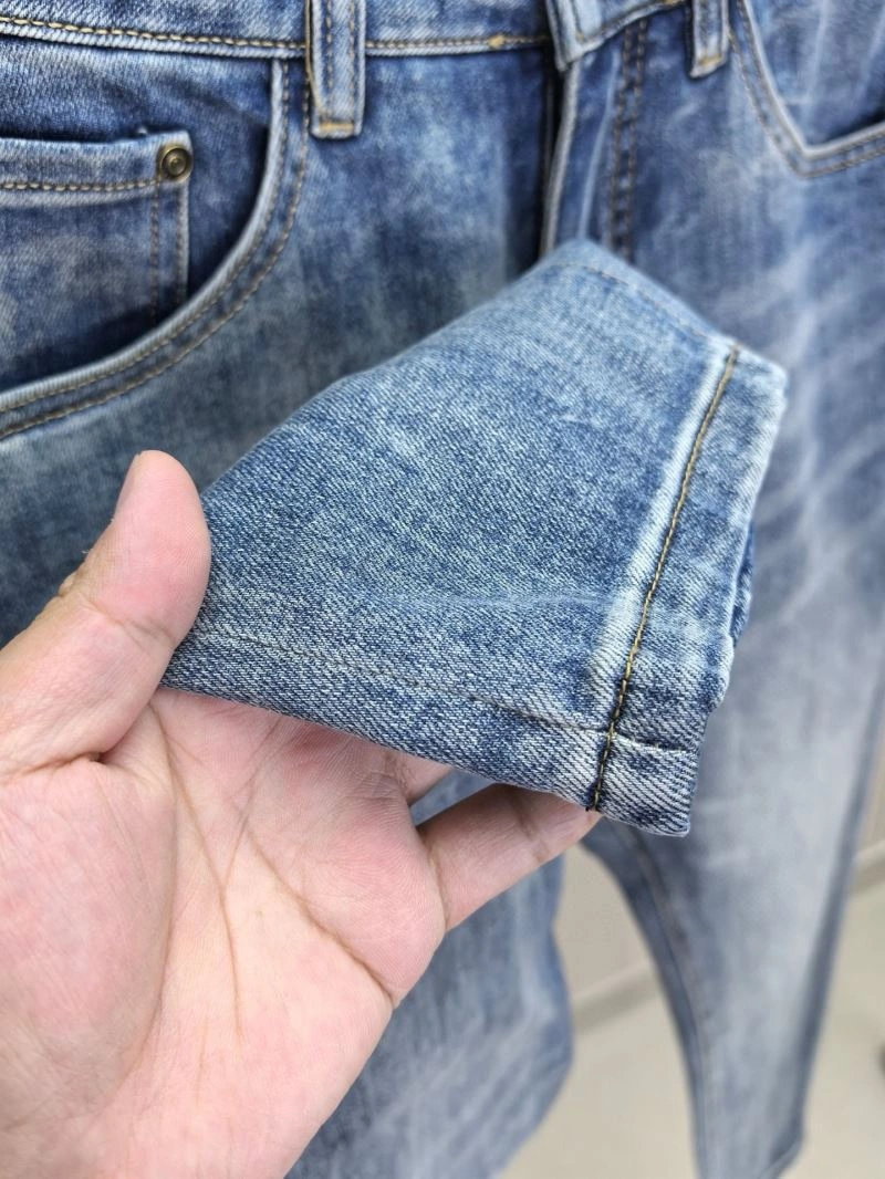 NewStyle Louis Vuitton Jeans 136973