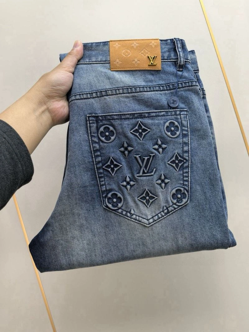 Louis Vuitton Jeans Efficient 136974