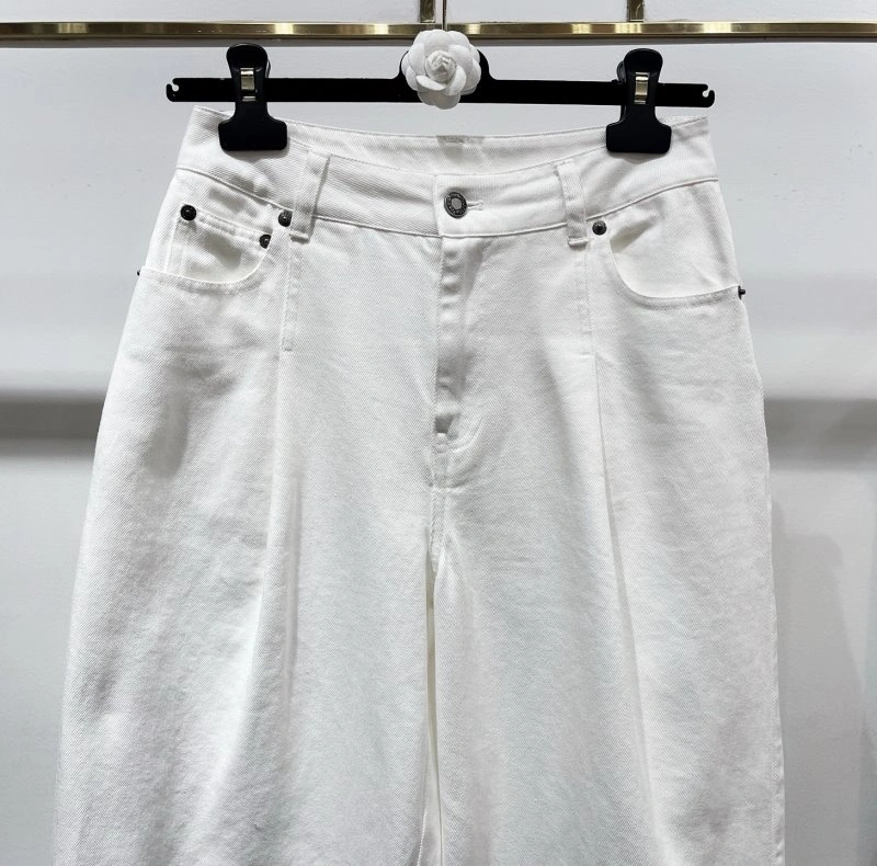 Sustainable Louis Vuitton Jeans 131102