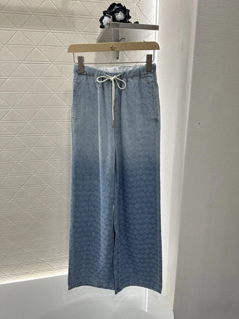 Upgraded Louis Vuitton Jeans 131095