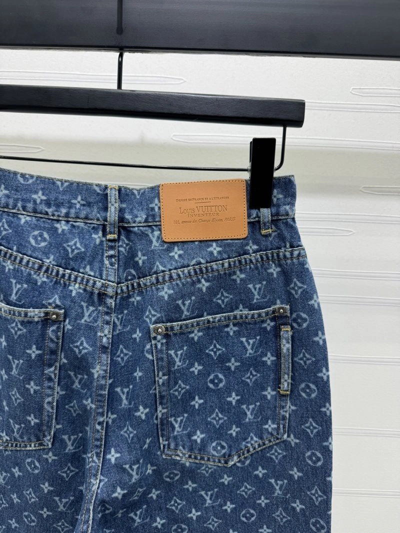 MultiPurpose Louis Vuitton Jeans 131829