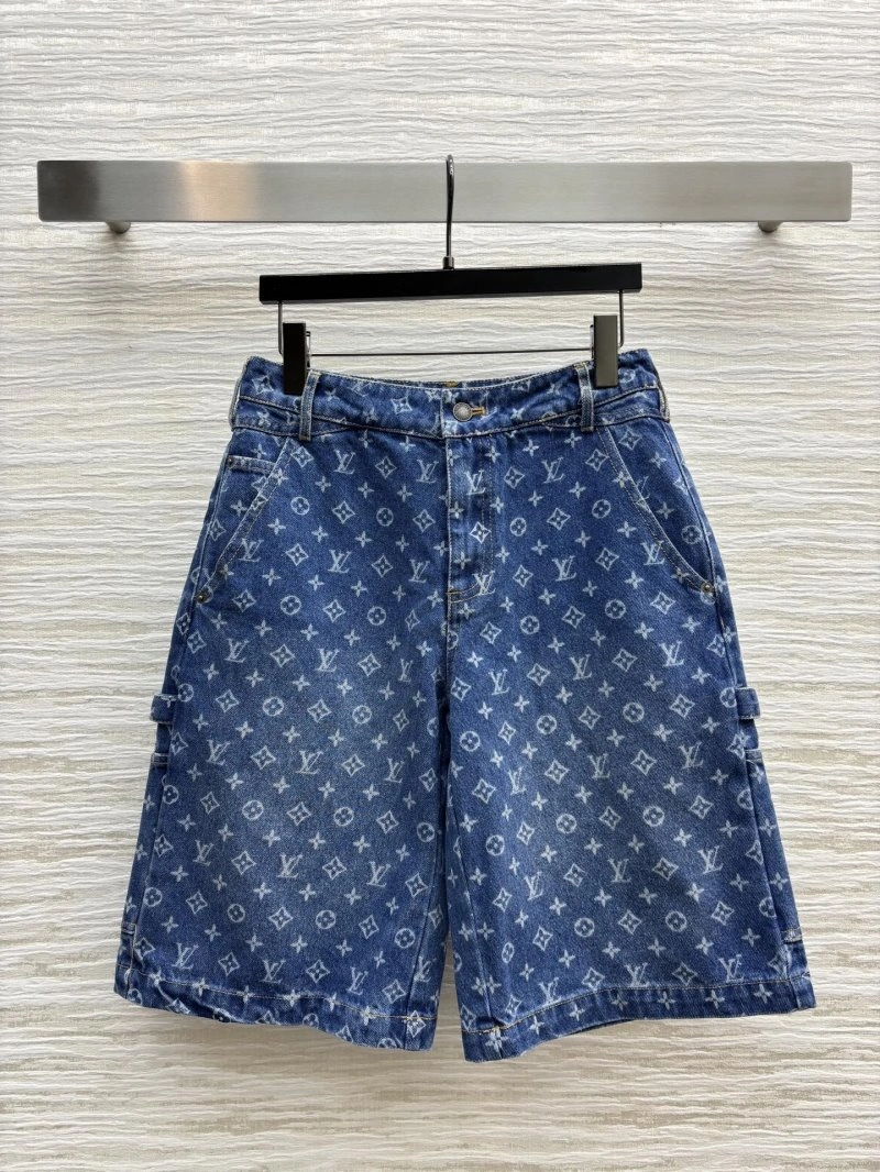 Snug Louis Vuitton Jeans 131813
