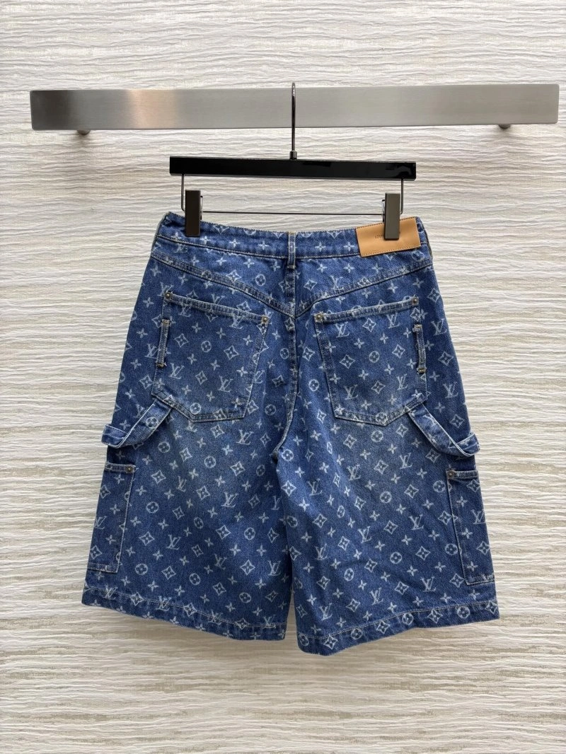 Snug Louis Vuitton Jeans 131813