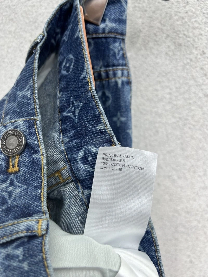 ComfortFit Louis Vuitton Jeans 131831