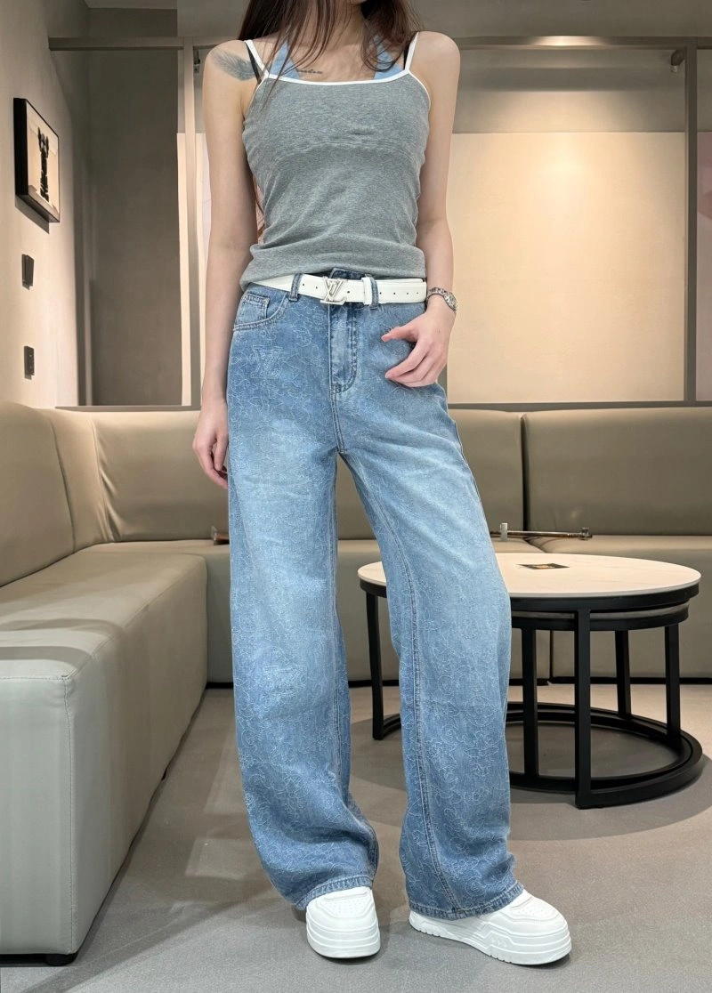 Sophisticated Louis Vuitton Jeans 131841
