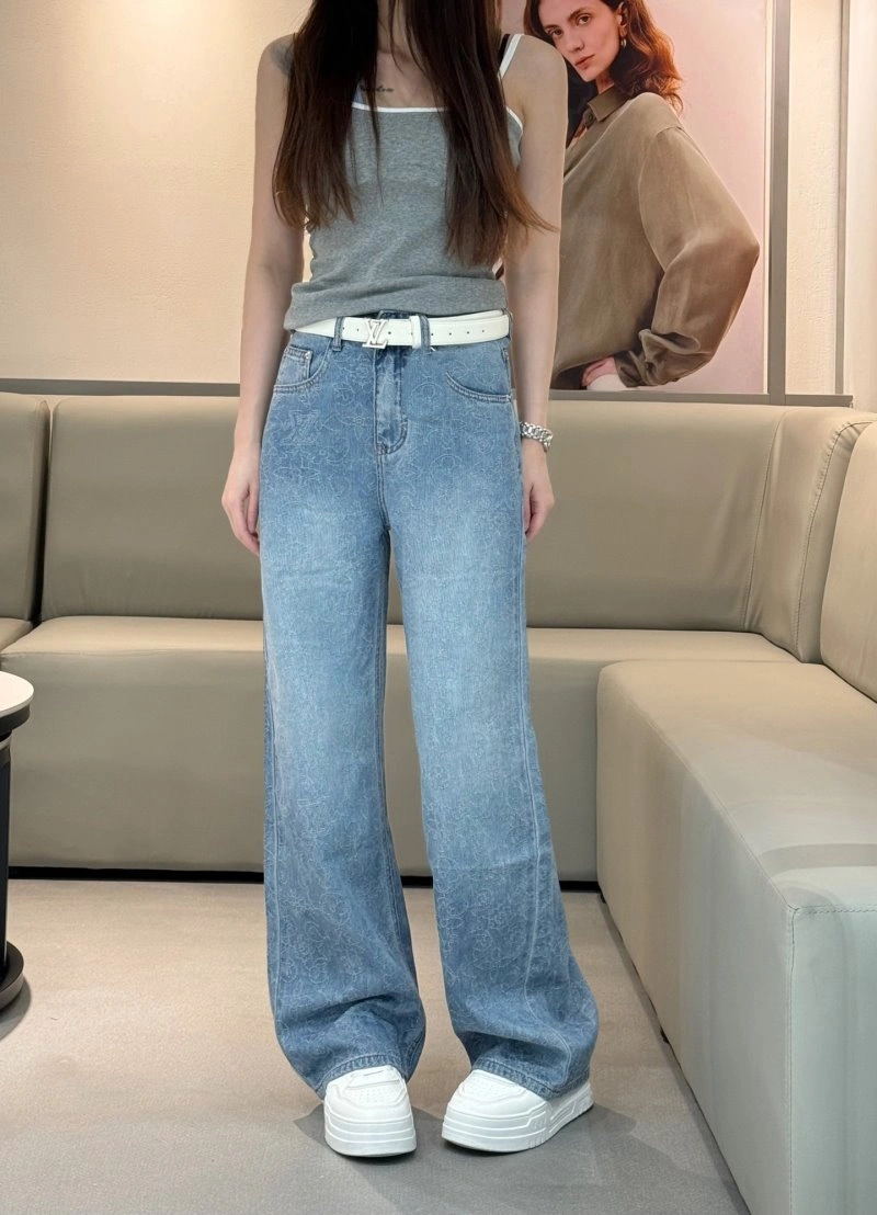 Sophisticated Louis Vuitton Jeans 131841