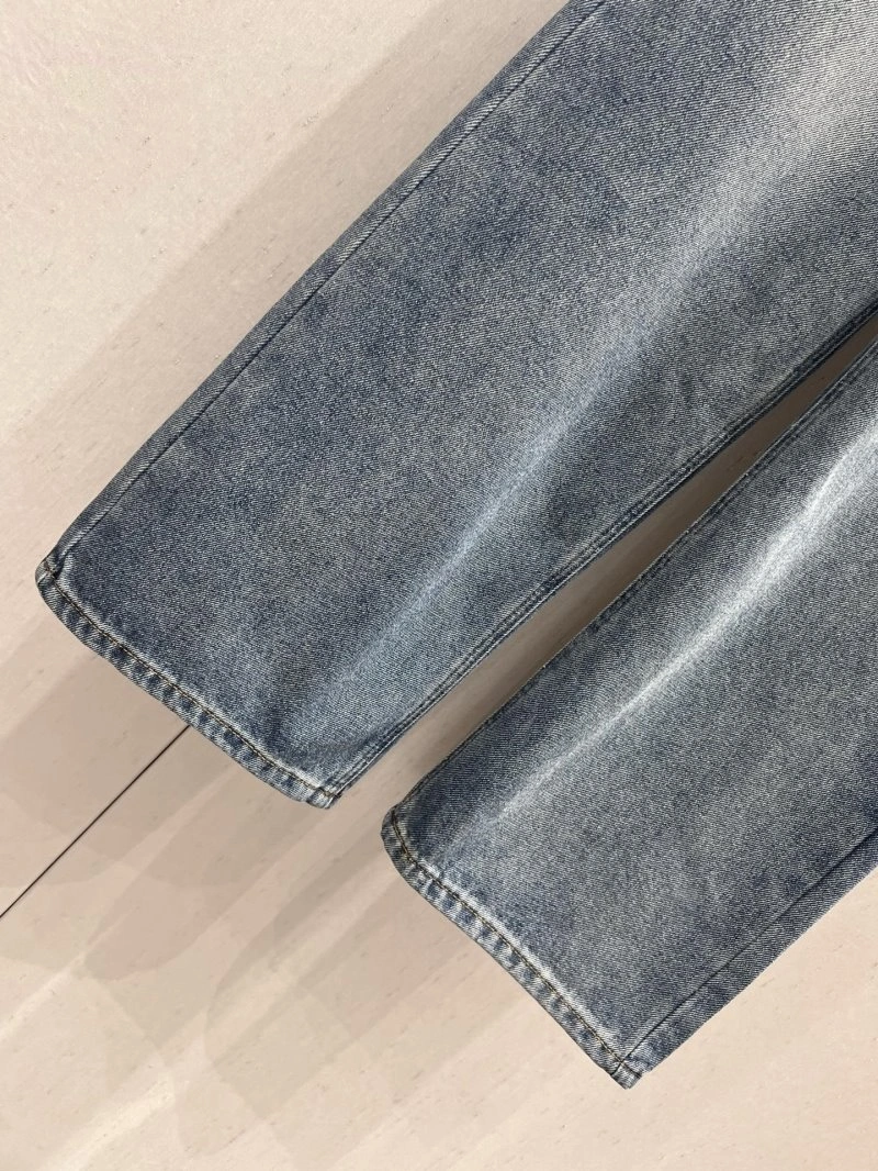 Upgraded Louis Vuitton Jeans 131834