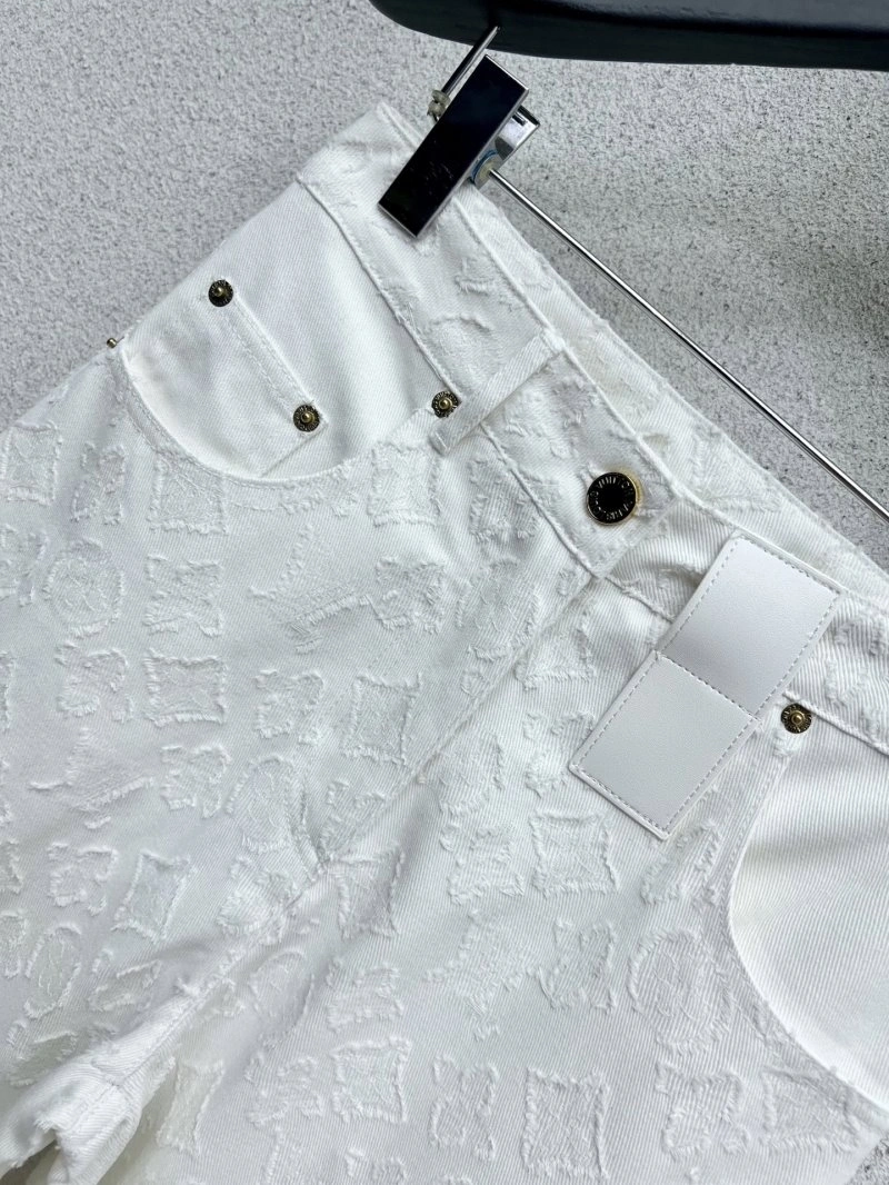 Functional Louis Vuitton Jeans 131808