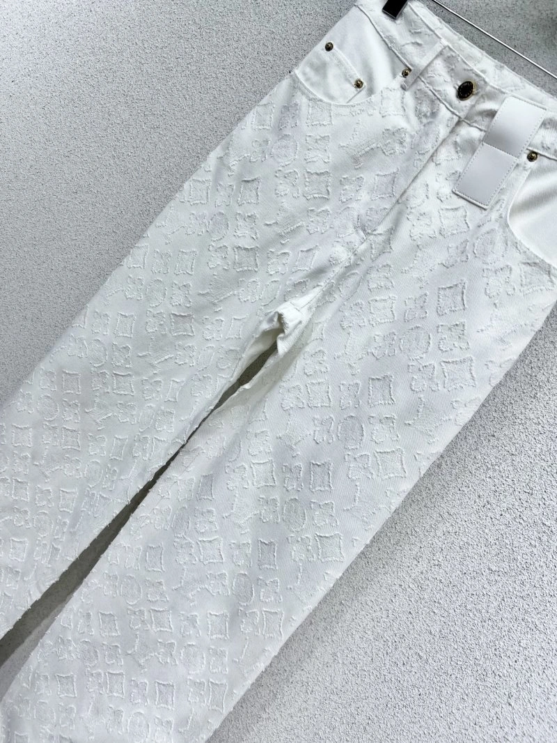 Functional Louis Vuitton Jeans 131808
