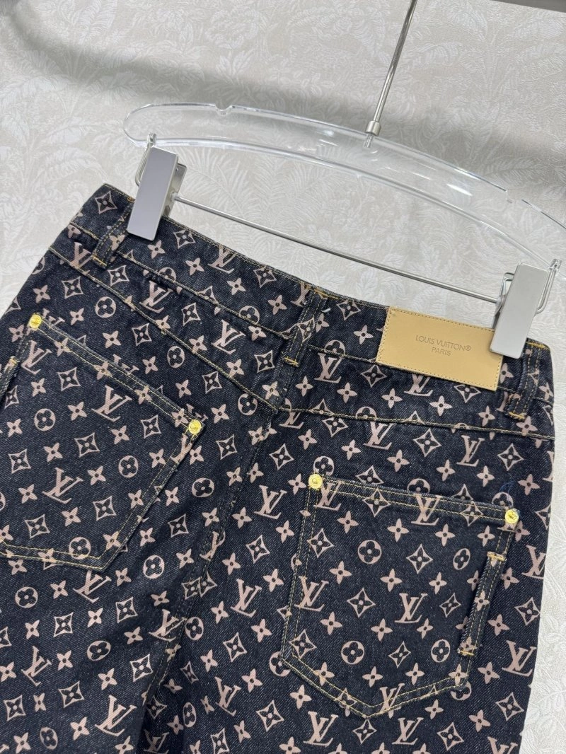 Minimalist Louis Vuitton Jeans 131803