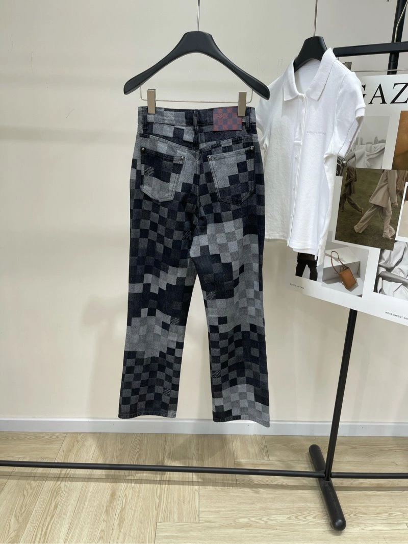Trendy Louis Vuitton Jeans 130804