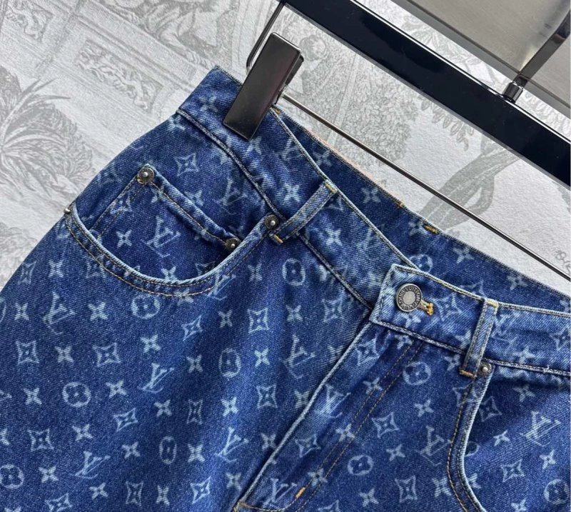Trendsetting Louis Vuitton Jeans 130813