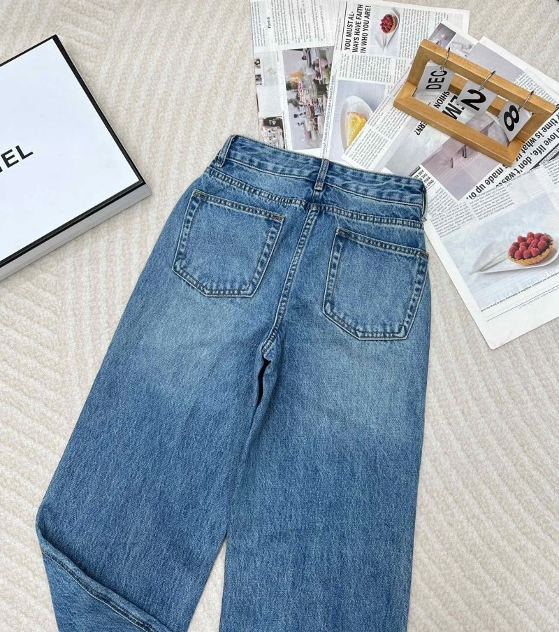 RelaxedFit Louis Vuitton Jeans 130803