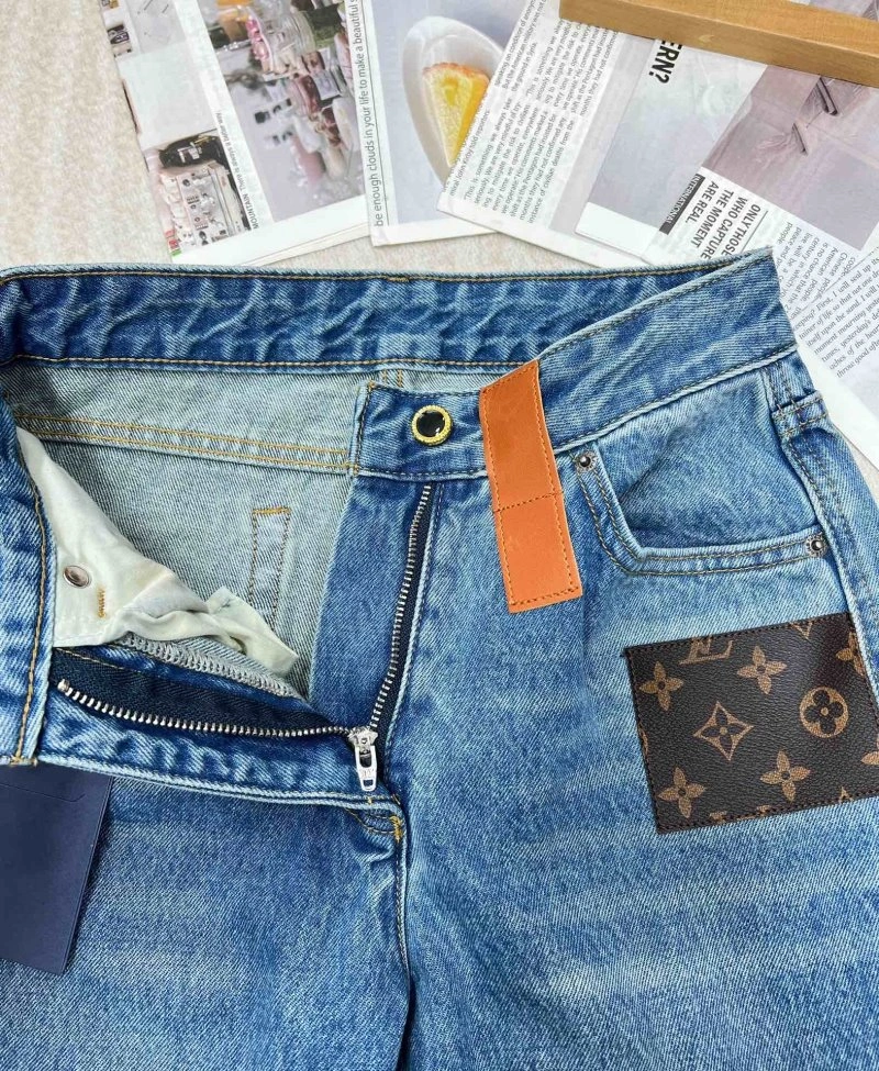RelaxedFit Louis Vuitton Jeans 130803