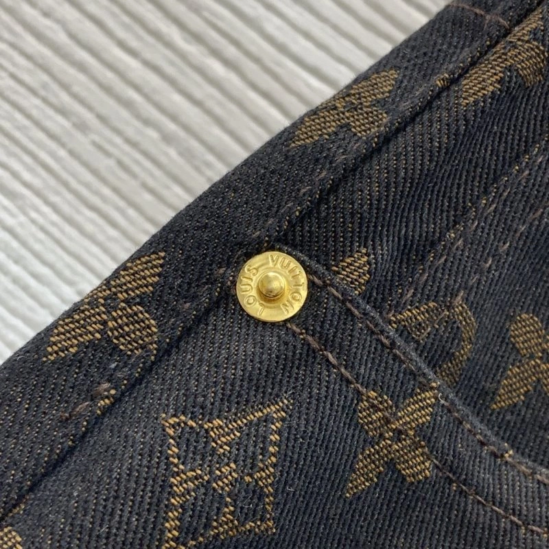 WellDesigned Louis Vuitton Jeans 130799