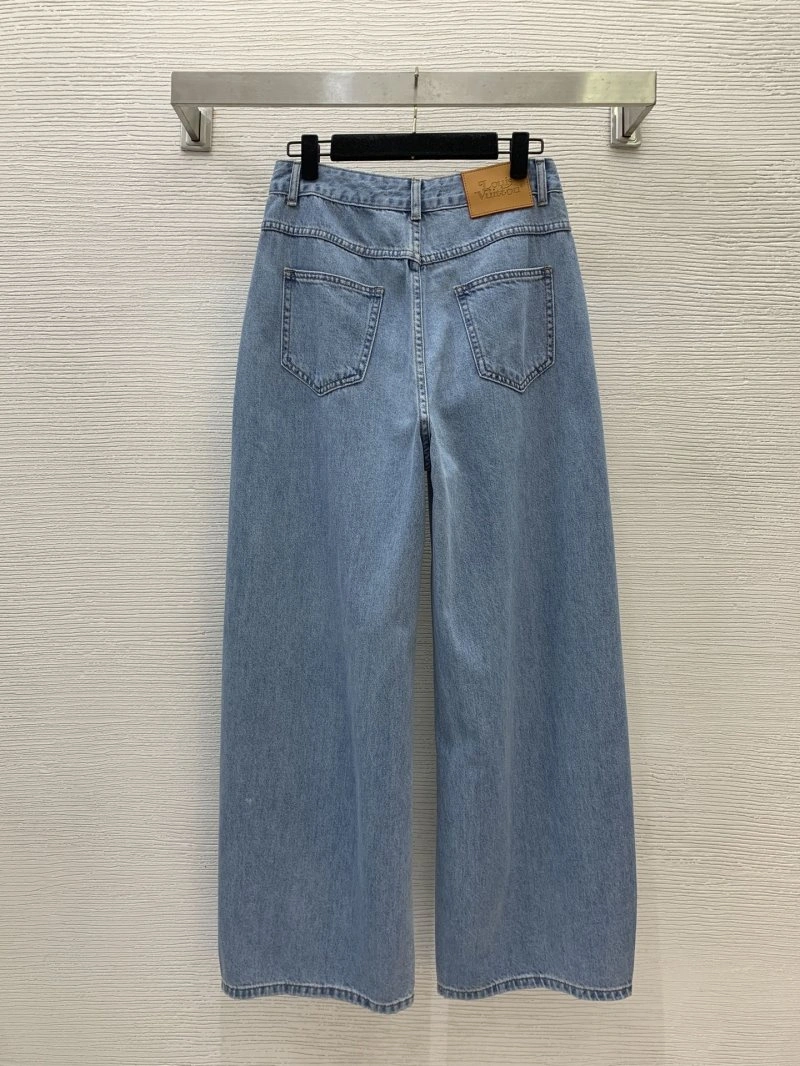 Sleek Louis Vuitton Jeans 130801