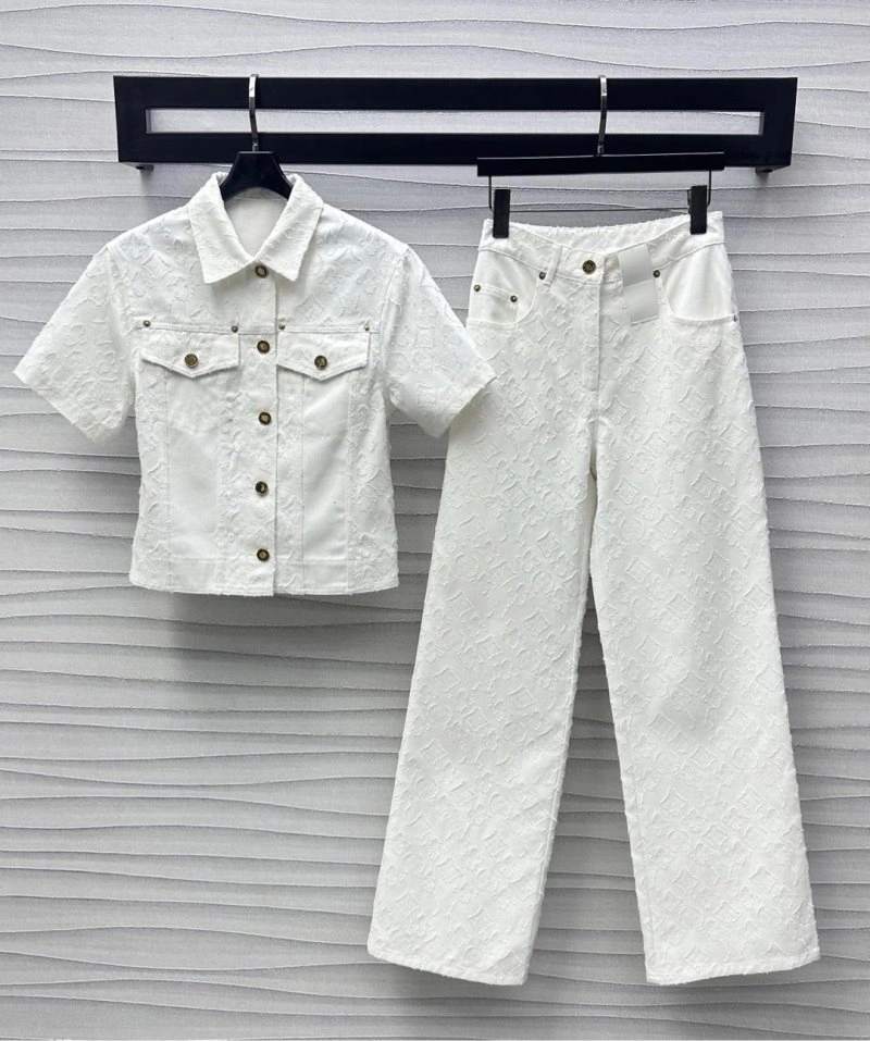 Cozy Louis Vuitton Jeans 130796
