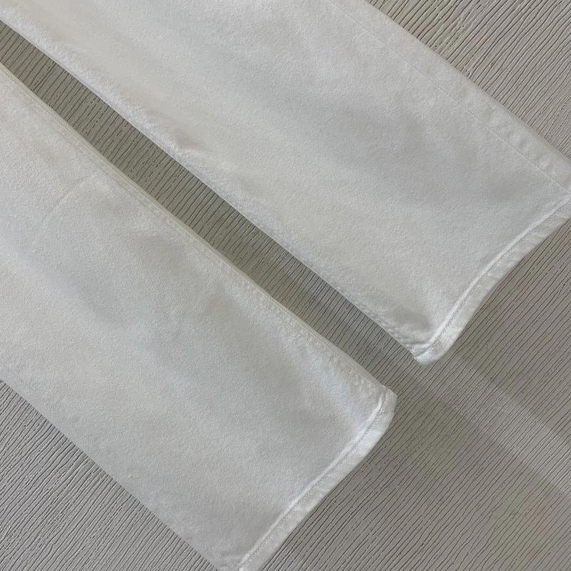 Breathable Louis Vuitton Jeans 130794