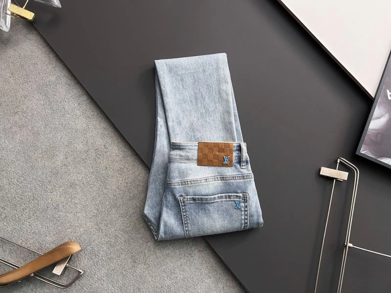 Louis Vuitton Jeans Sleek 136062