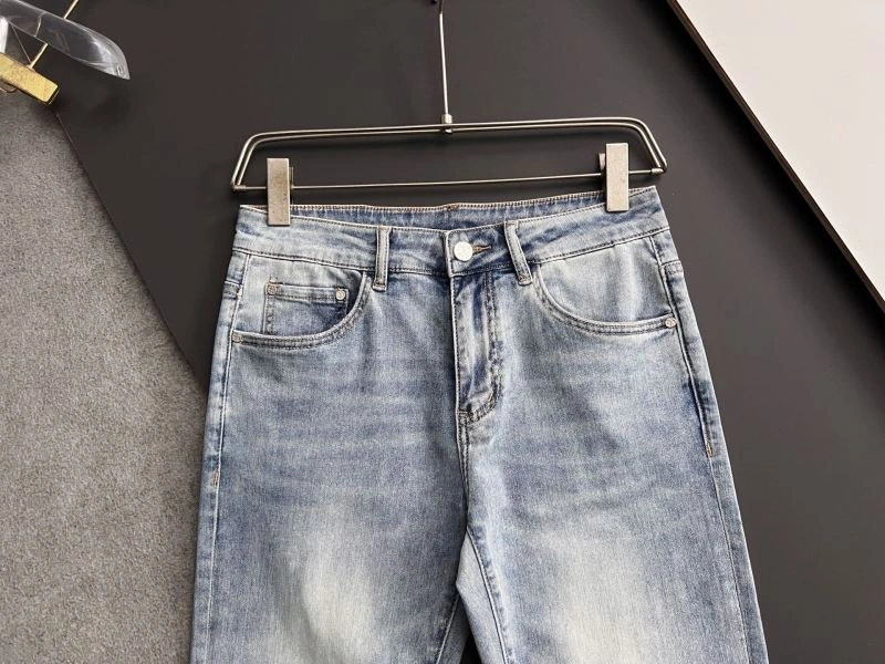 Louis Vuitton Jeans Sleek 136062