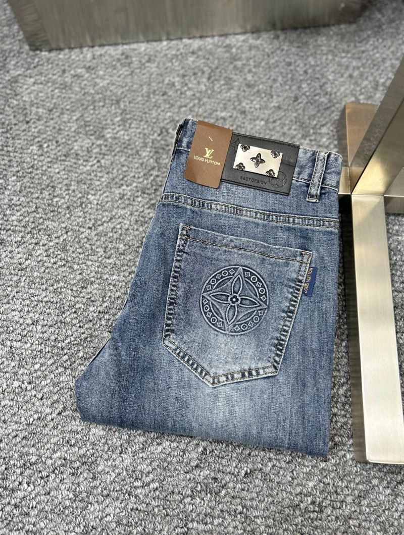 Functional Louis Vuitton Jeans 136049