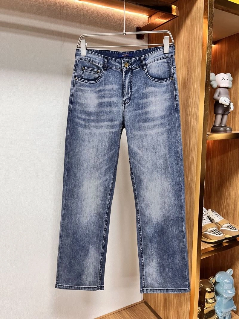 Stylish Louis Vuitton Jeans 136043