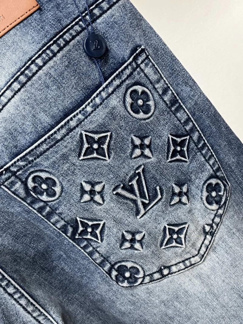 Stylish Louis Vuitton Jeans 136043