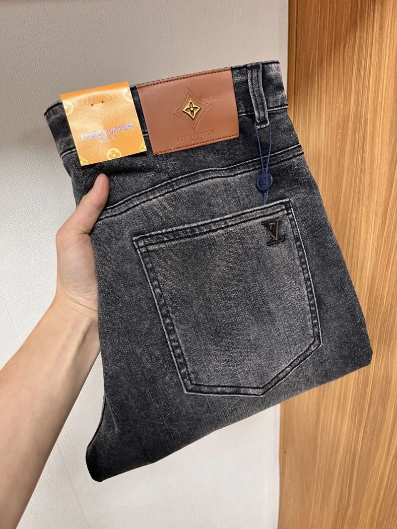 Sustainable Louis Vuitton Jeans 136042