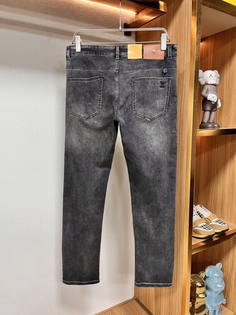Sustainable Louis Vuitton Jeans 136042