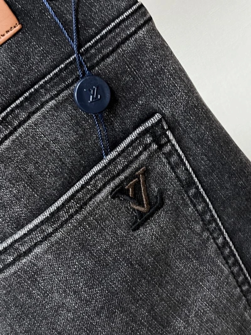 Sustainable Louis Vuitton Jeans 136042