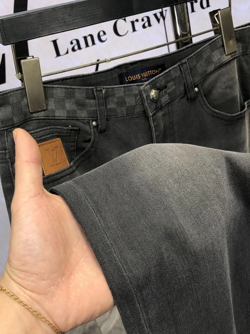 Louis Vuitton Jeans Versatile 136027