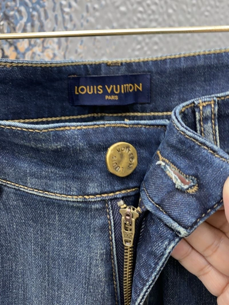 Louis Vuitton Jeans ModernLook 136036