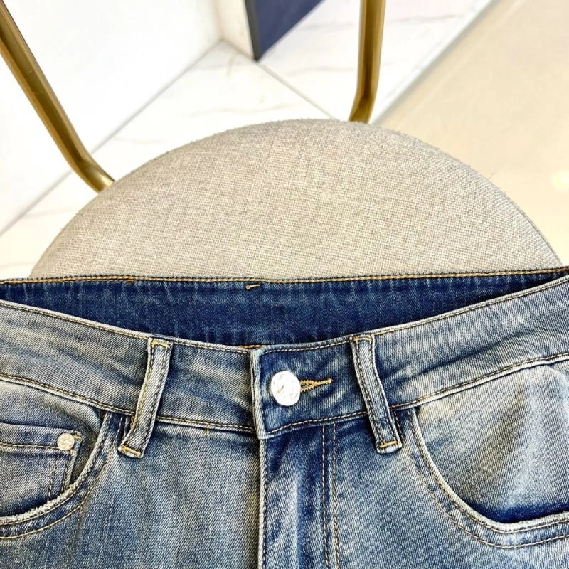 Packable Louis Vuitton Jeans 136017