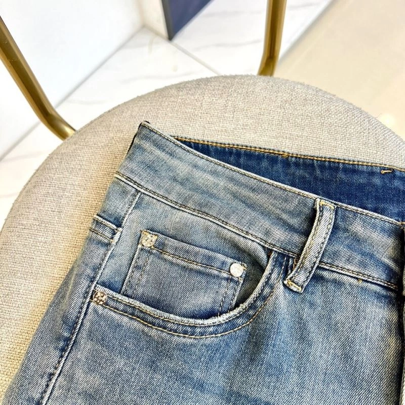 Packable Louis Vuitton Jeans 136017