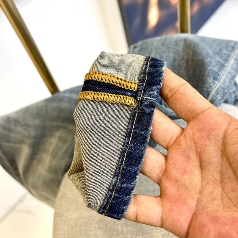 Louis Vuitton Jeans Fashionable 136010