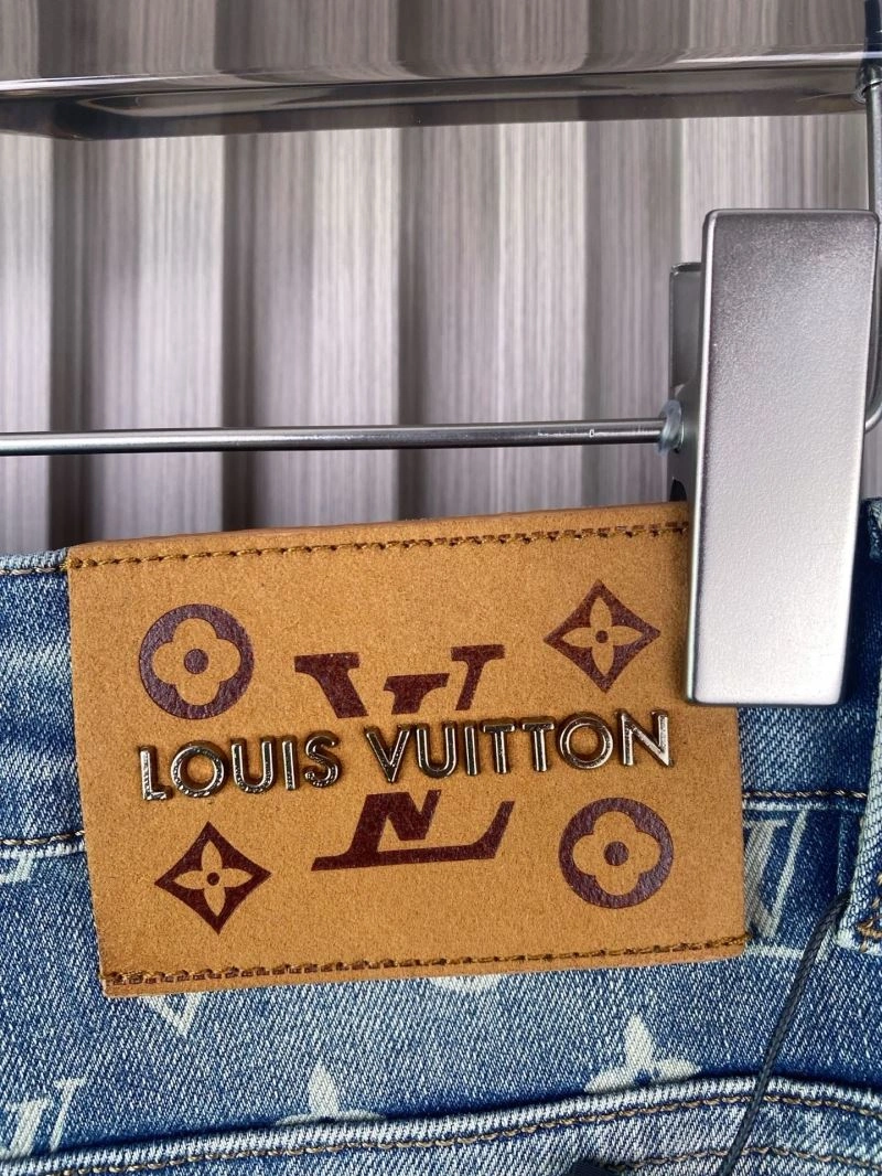 Unisex Louis Vuitton Jeans 136020
