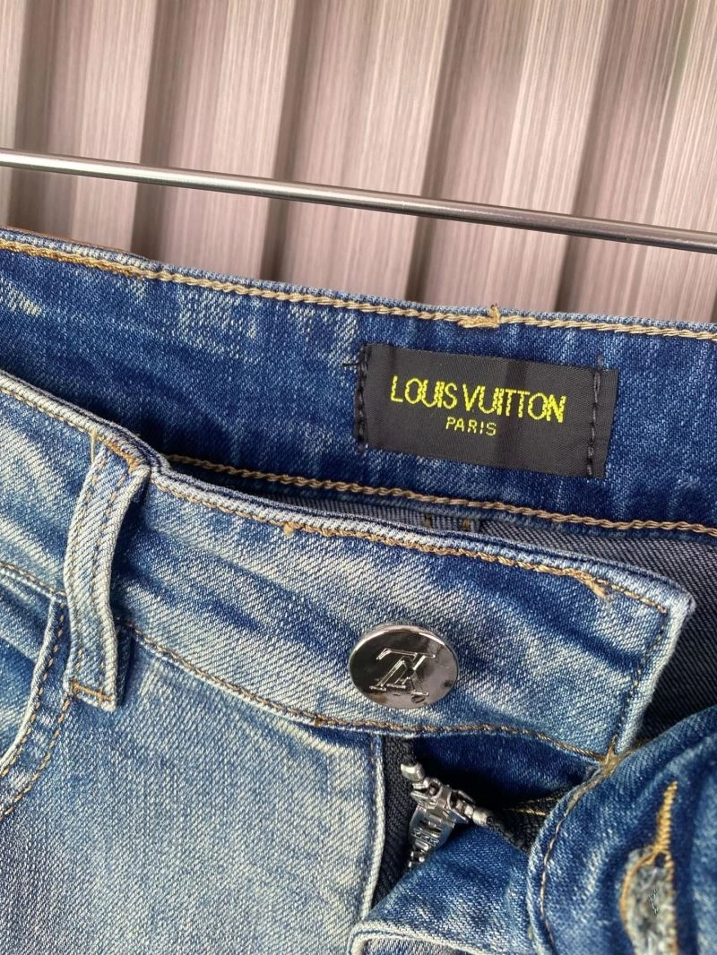 Unisex Louis Vuitton Jeans 136020