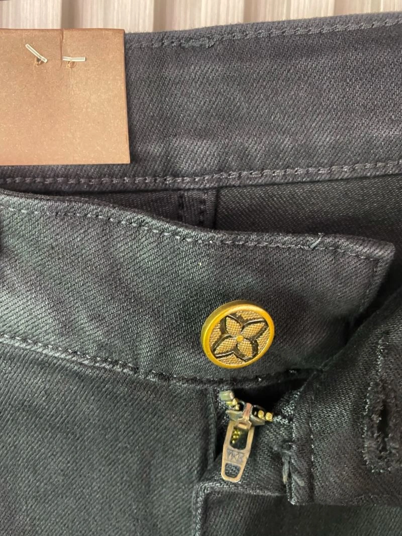 Louis Vuitton Jeans Modern 136026