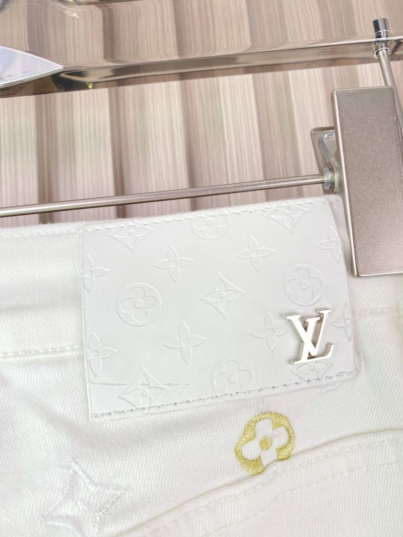 Contemporary Louis Vuitton Jeans 136025