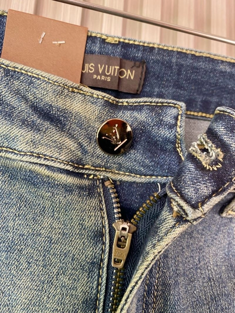 ModernLook Louis Vuitton Jeans 136035