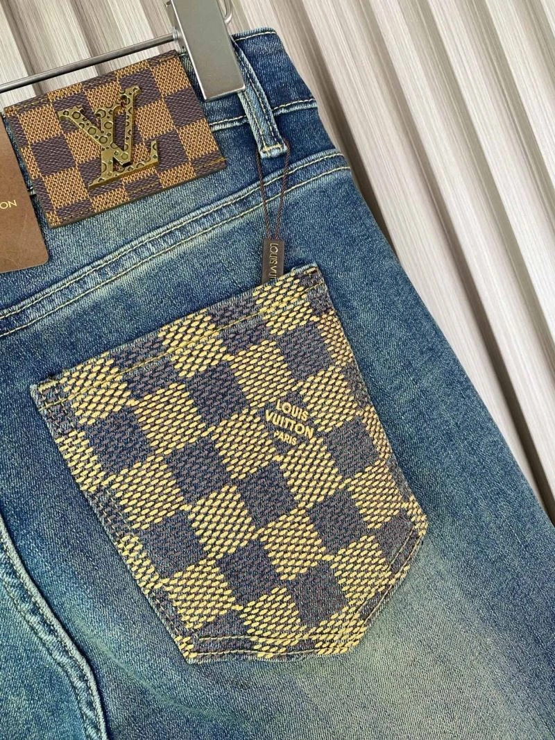 ModernLook Louis Vuitton Jeans 136035