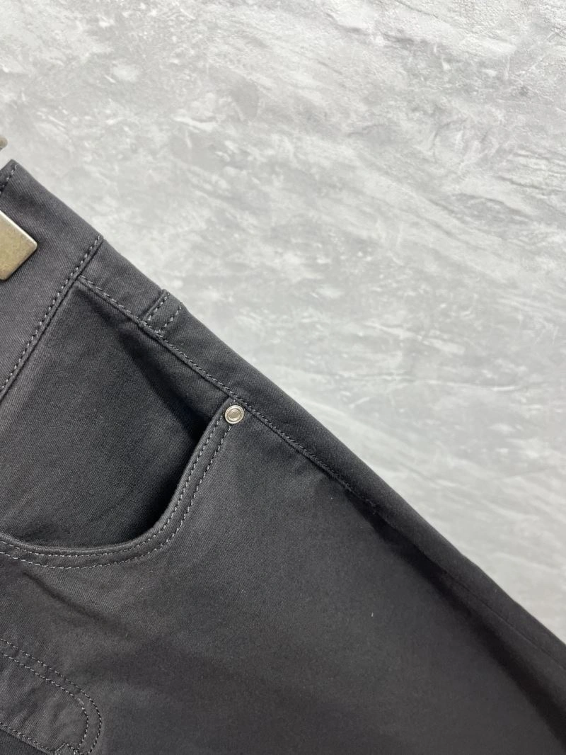 FashionForward Louis Vuitton Jeans 136005