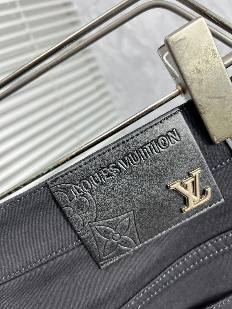 FashionForward Louis Vuitton Jeans 136005
