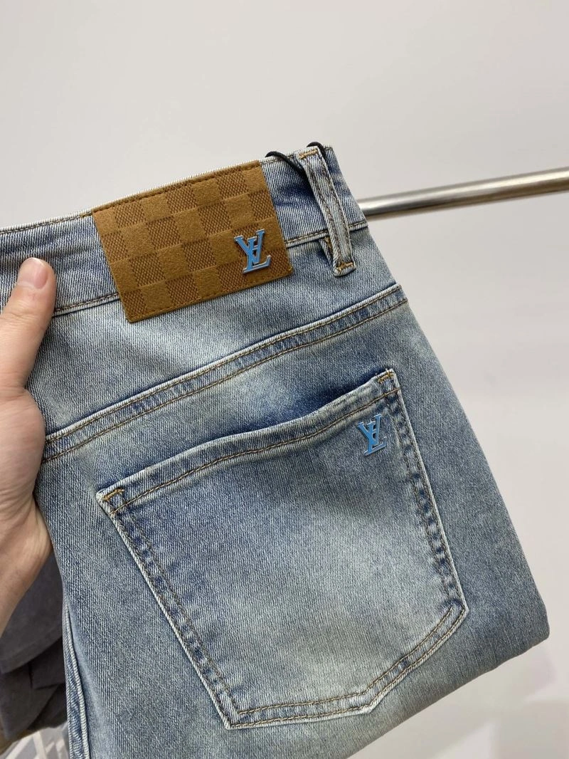 Packable Louis Vuitton Jeans 136079