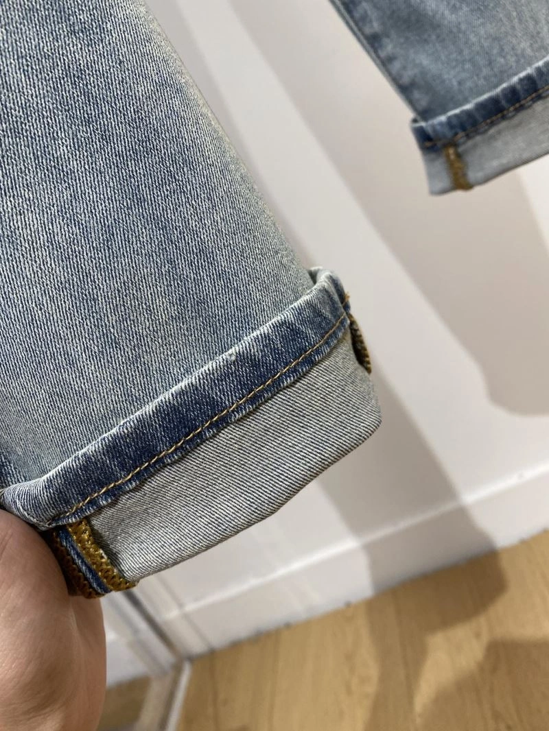 Packable Louis Vuitton Jeans 136079