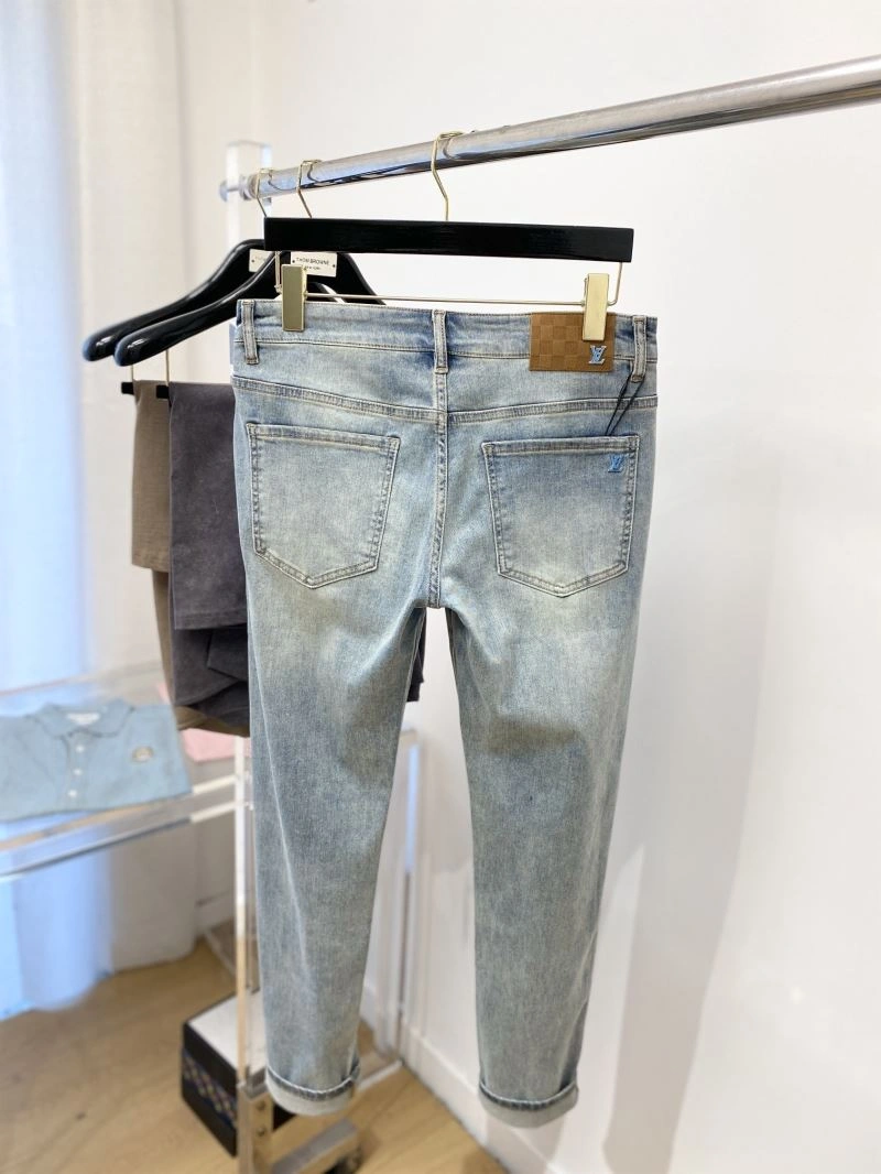Packable Louis Vuitton Jeans 136079