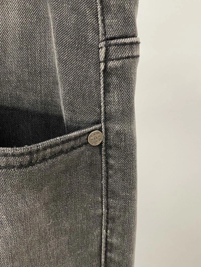 Supportive Louis Vuitton Jeans 136001