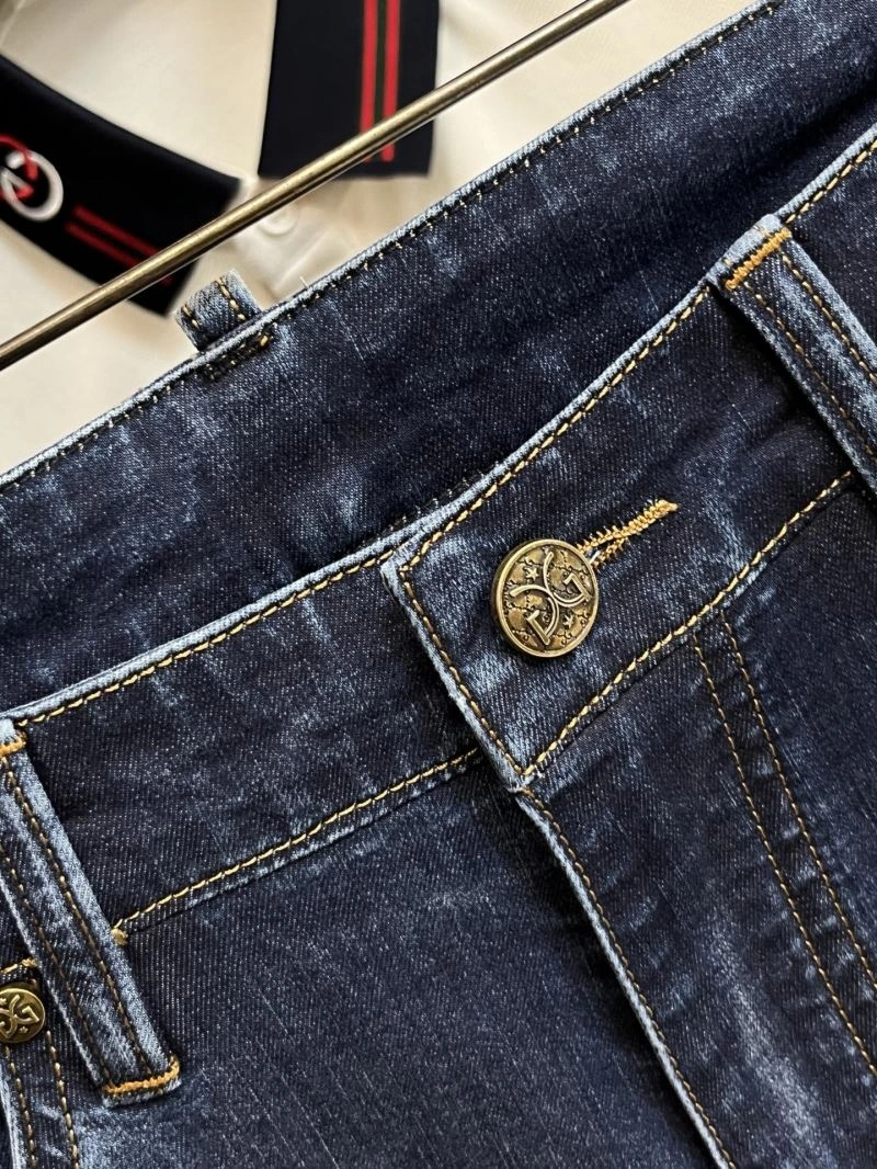 Supportive Louis Vuitton Jeans 135998
